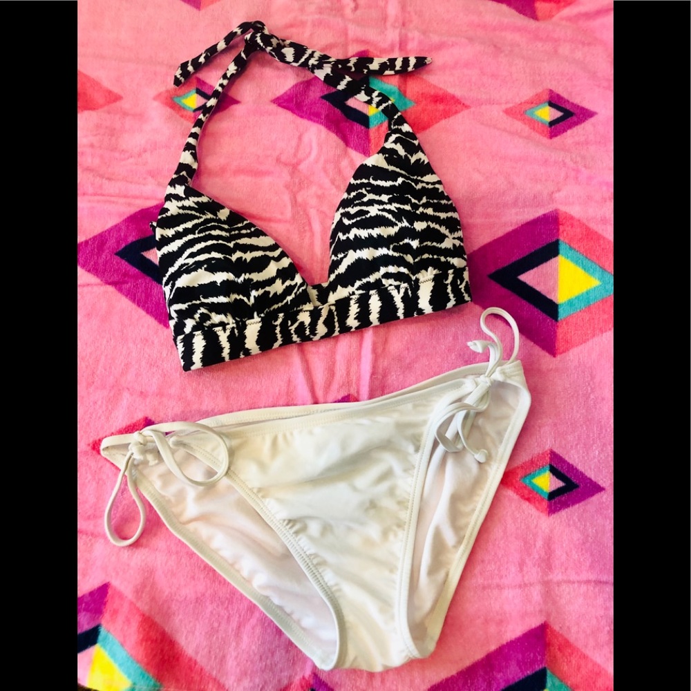 Victoria’s Secret Bikini & White Old Navy Bottom